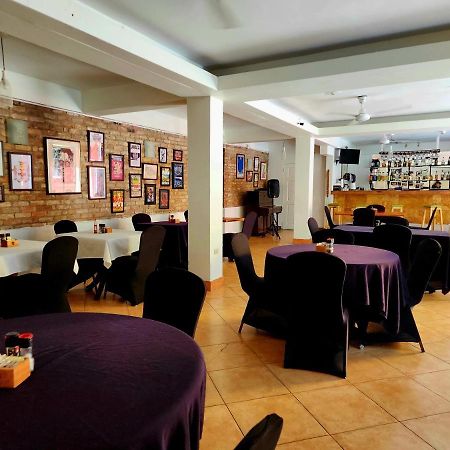 Altamont West Hotel Montego Bay Dış mekan fotoğraf