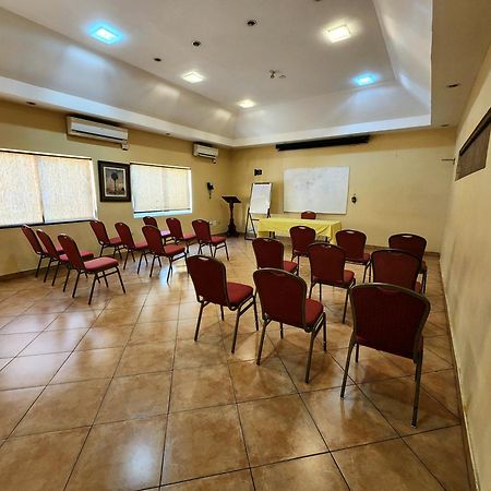 Altamont West Hotel Montego Bay Dış mekan fotoğraf