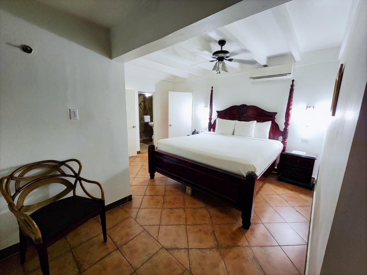 Altamont West Hotel Montego Bay Dış mekan fotoğraf
