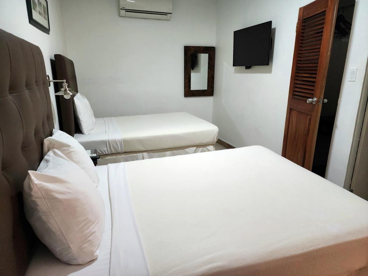 Altamont West Hotel Montego Bay Dış mekan fotoğraf