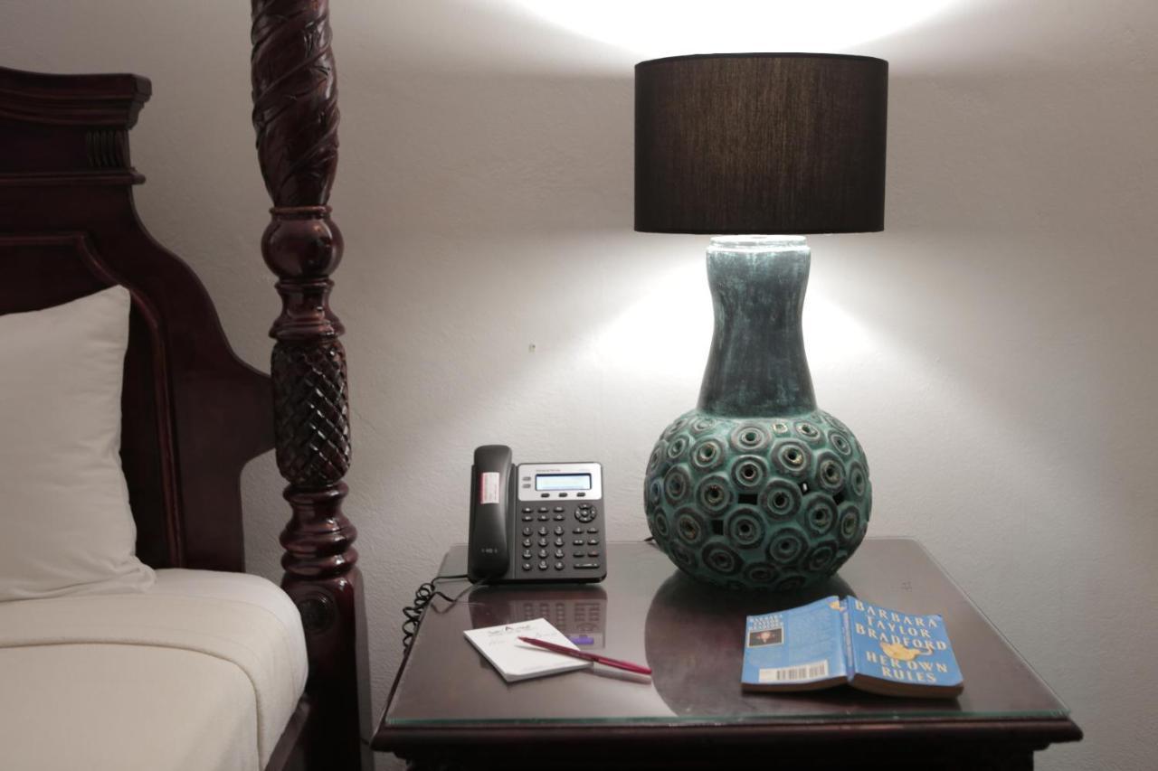 Altamont West Hotel Montego Bay Dış mekan fotoğraf